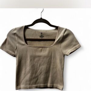 BP Cream Ribbed Short Sleeve Crop Top - S/M